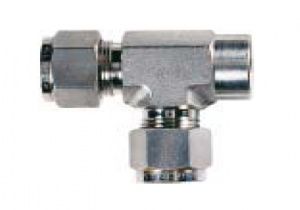 Тройник проходной с внутренней резьбой. Метрический диапазон